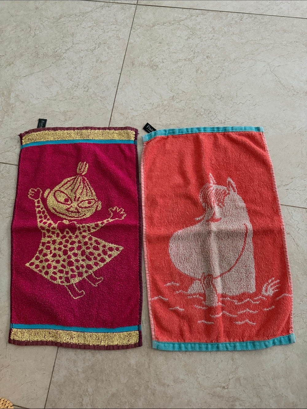 Moomin Finlayson Hand Towels with Moomin Characters (2)